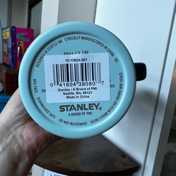 🇺🇸 Stanley x Target Exclusive WATERCOLOR BLUE 40oz tumbler - Picture 9 of 10
